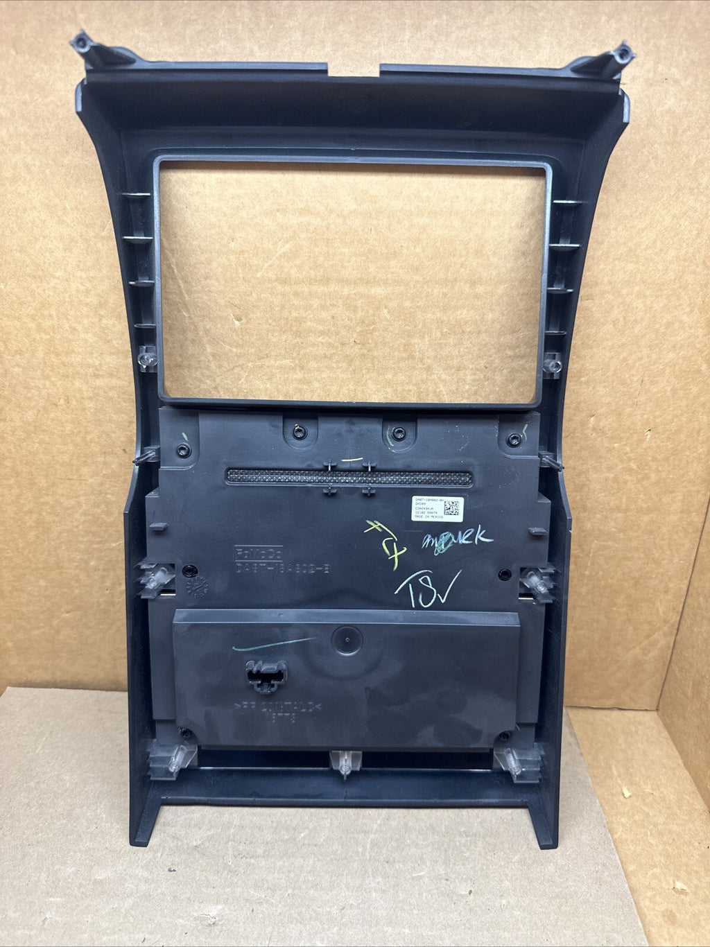 2014 2019 Ford Flex Radio Audio Climate Control Panel DA8T 18A802 BH3