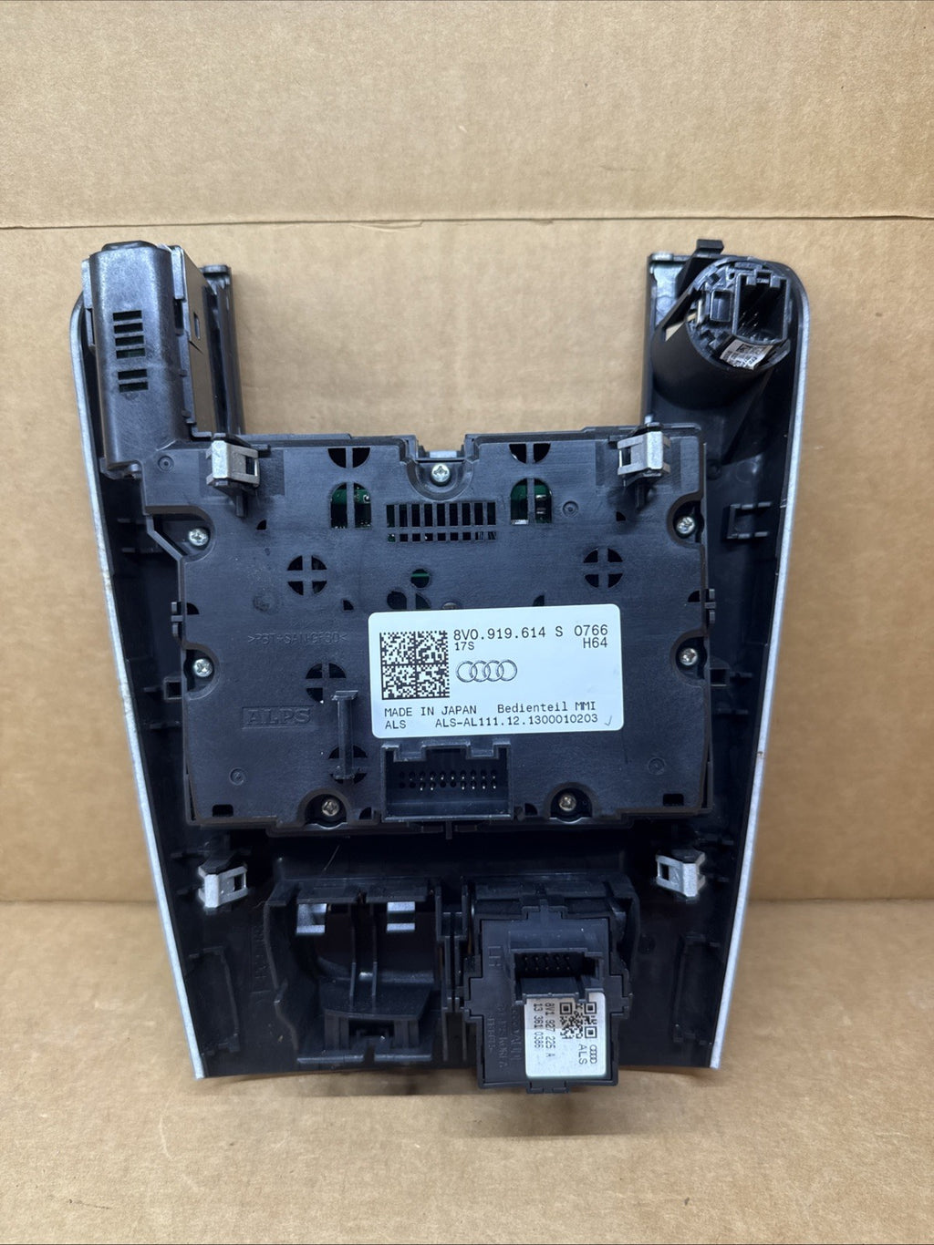 2017 2018 AUDI A3 CENTER CONSOLE NAVIGATION MULTIMEDIA CONTROL SWITCH OEM7