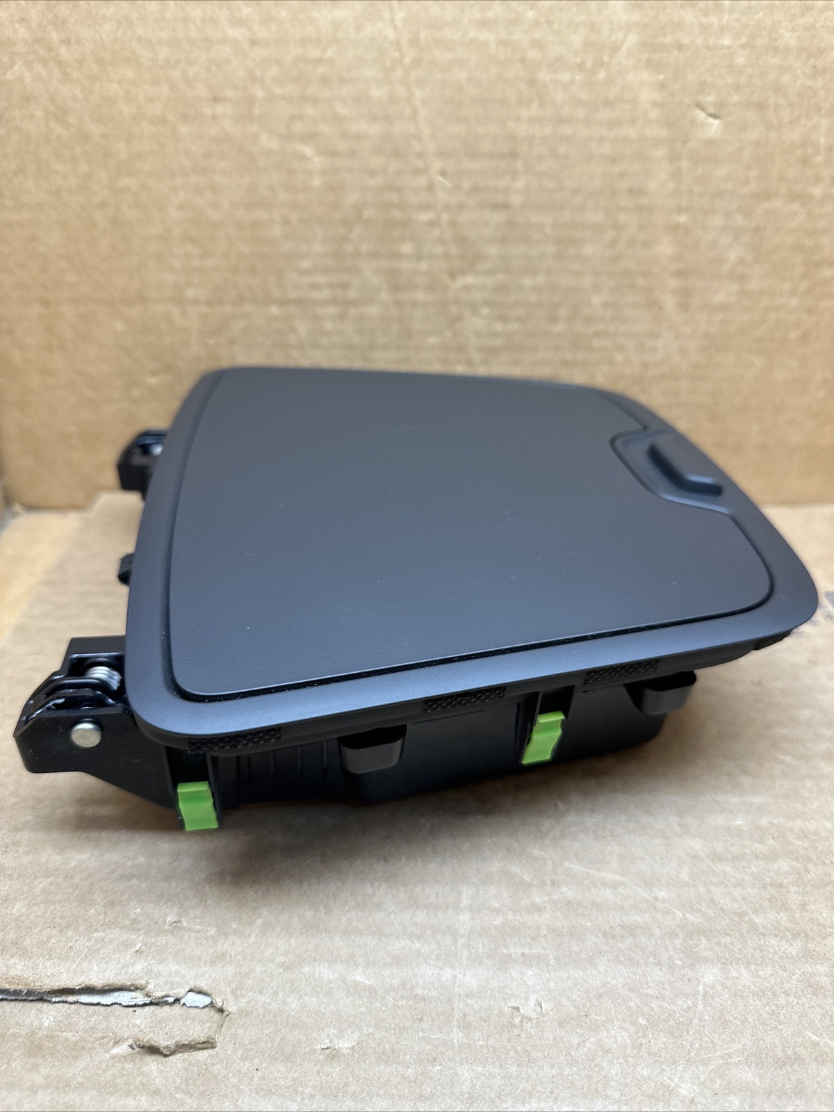 13 18 Hyundai Santa Fe Upper Dash Storage Compartment Black 847454Z000RYN5