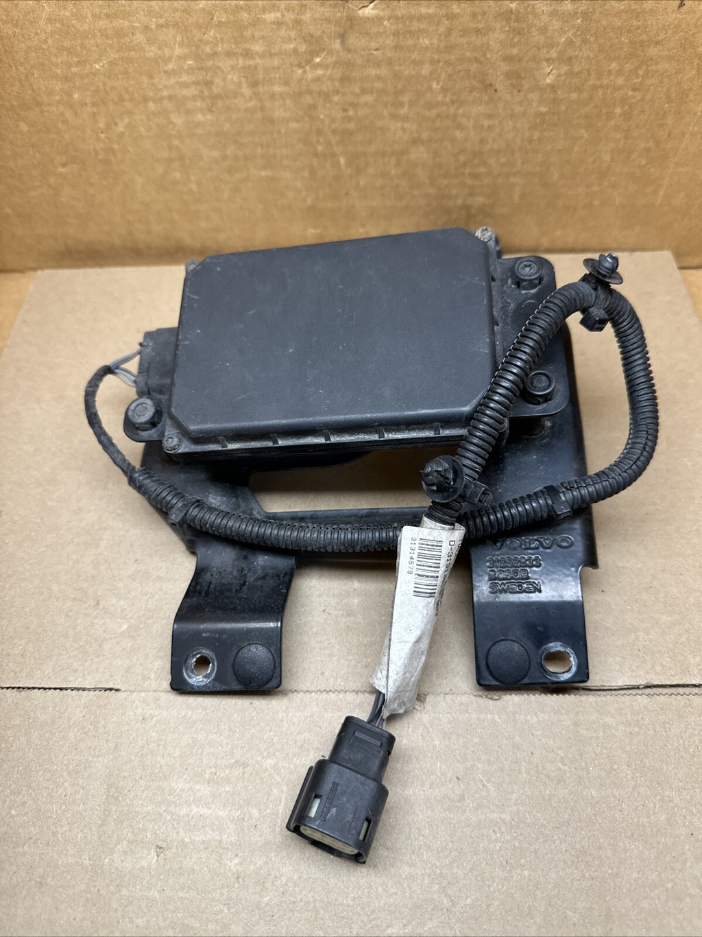 2010 2013 S60 S80 XC60 VOLVO CRUISE CONTROL DISTANCE RADAR SENSOR AG9N 9G768 BF4