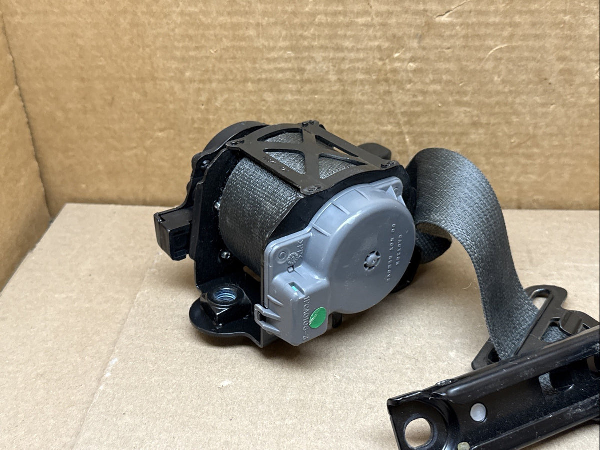 2013 2015 Spark Front Left Driver Side Seat Belt Seatbelt Retractor Assembly4