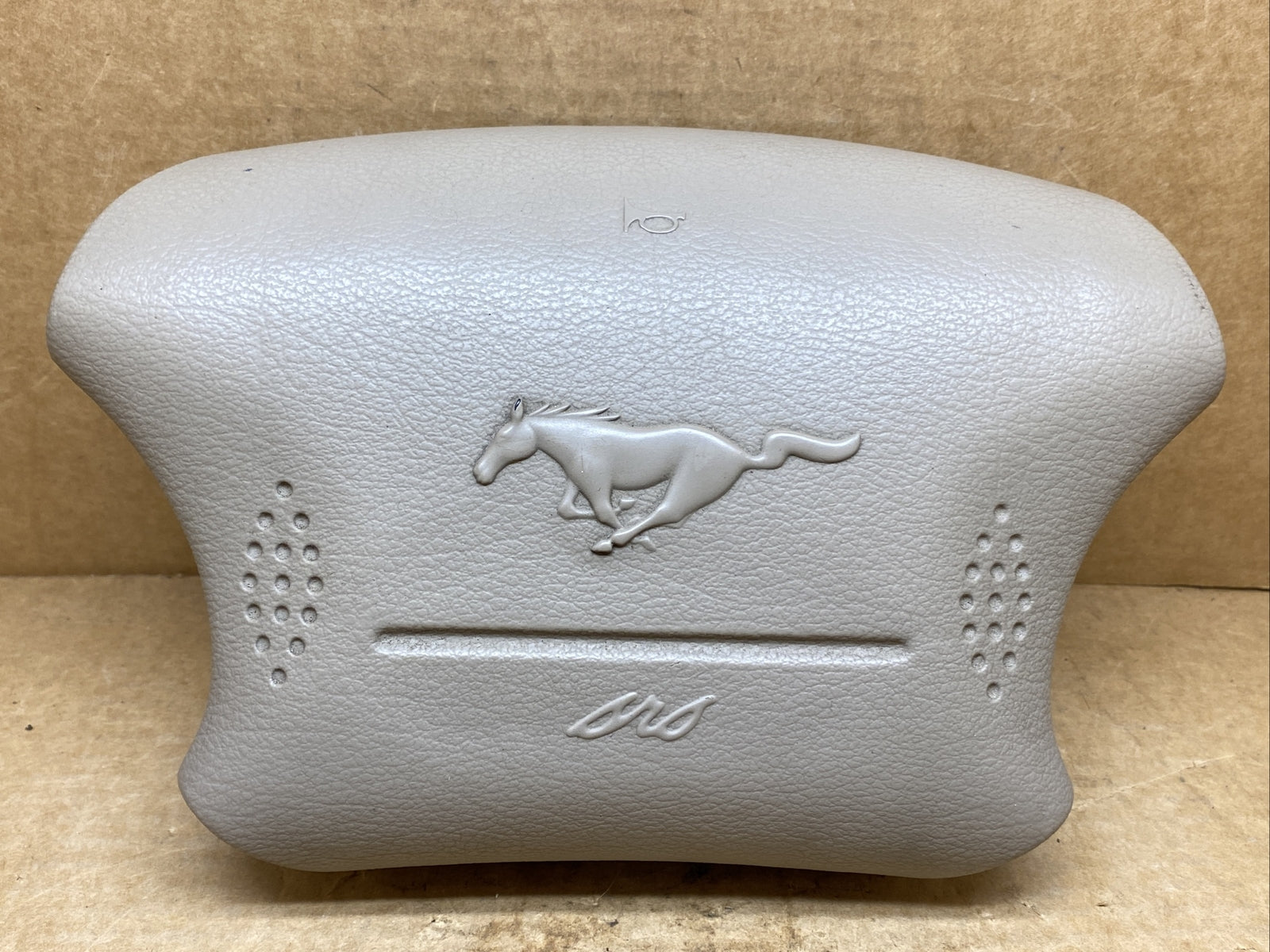 1999 2004 Ford Mustang Front Left Driver Side Steering Wheel Air Bag Airbag Tan0