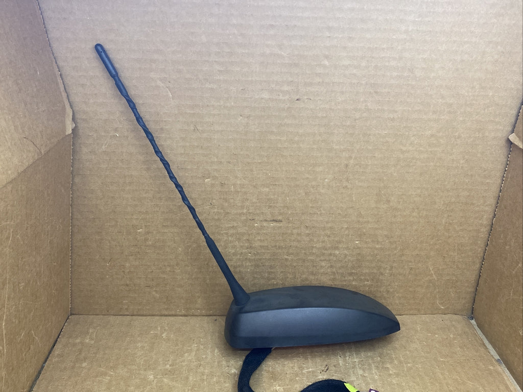2015 Chevrolet Sonic Roof Antenna Base Mast Wiring GM 95351257 OEM1