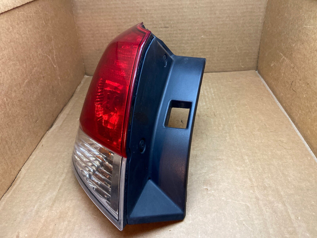 10 14 Subaru Outback Driver Side Left Taillight Tail Light Outer Quarter Panel4