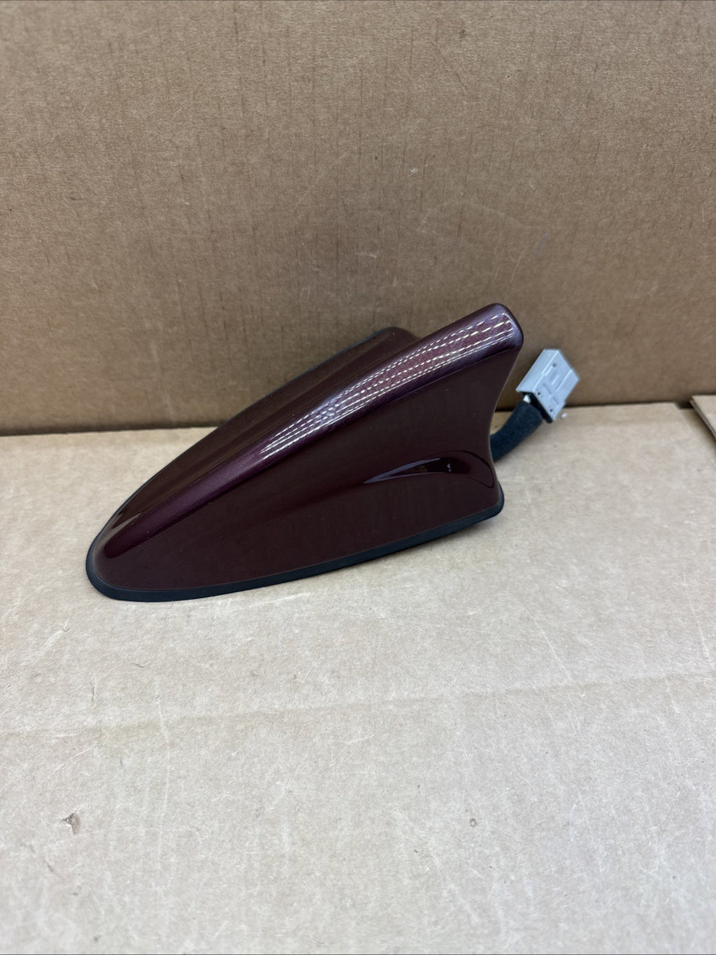 2015-2016 Kia Sedona Roof Radio Audio Antenna Black Berry Red 96210-A9200BGD0