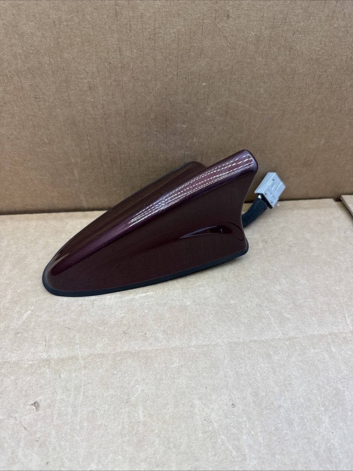 2015-2016 Kia Sedona Roof Radio Audio Antenna Black Berry Red 96210-A9200BGD0