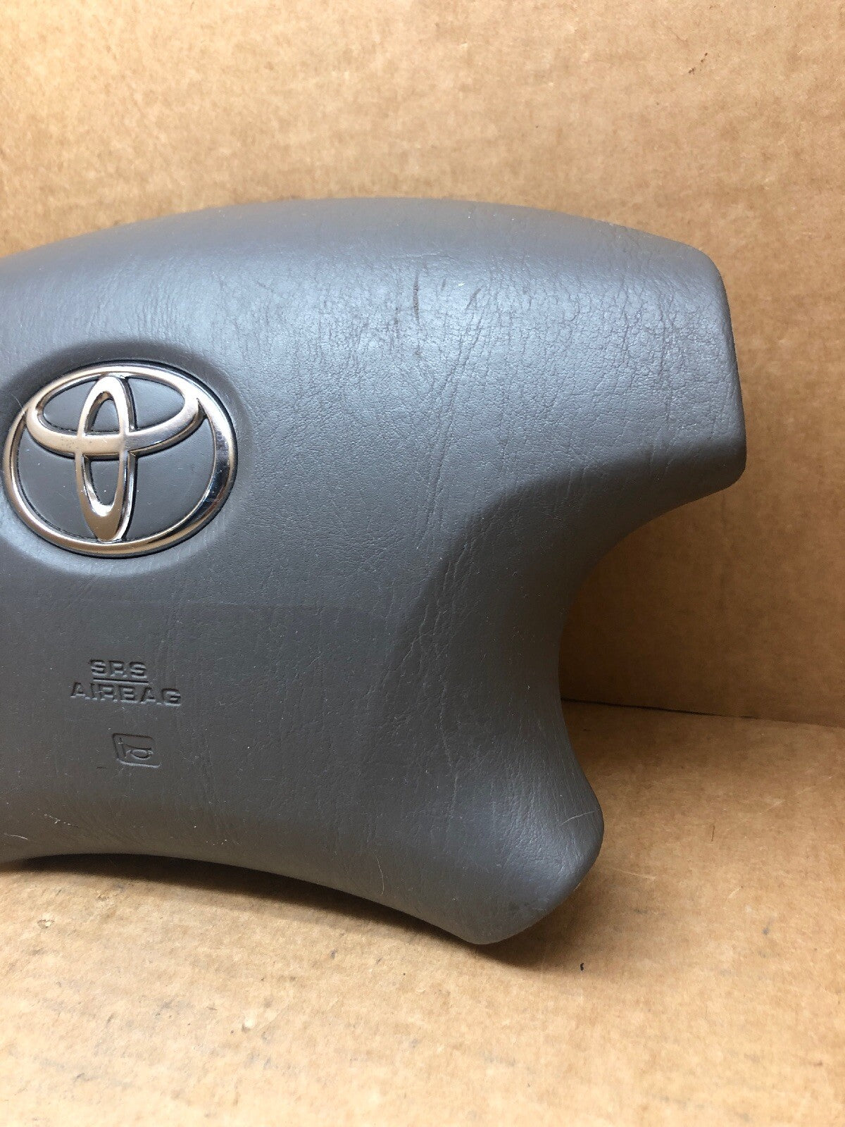 02 04 TOYOTA CAMRY FRONT LEFT DRIVER SIDE STEERING WHEEL AIRBAG AIR BAG GRAY2