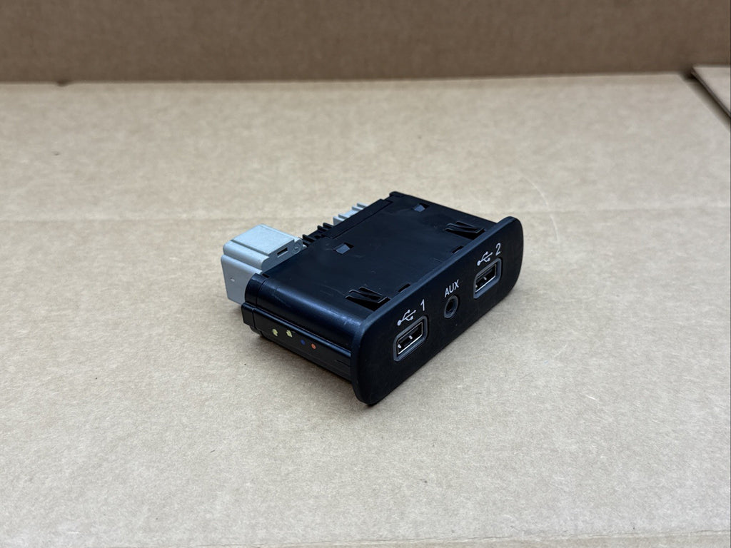 2017 2023 DODGE CHARGER CHALLENGER USB PORT CENTER CONSOLE OEM 68294075AB2