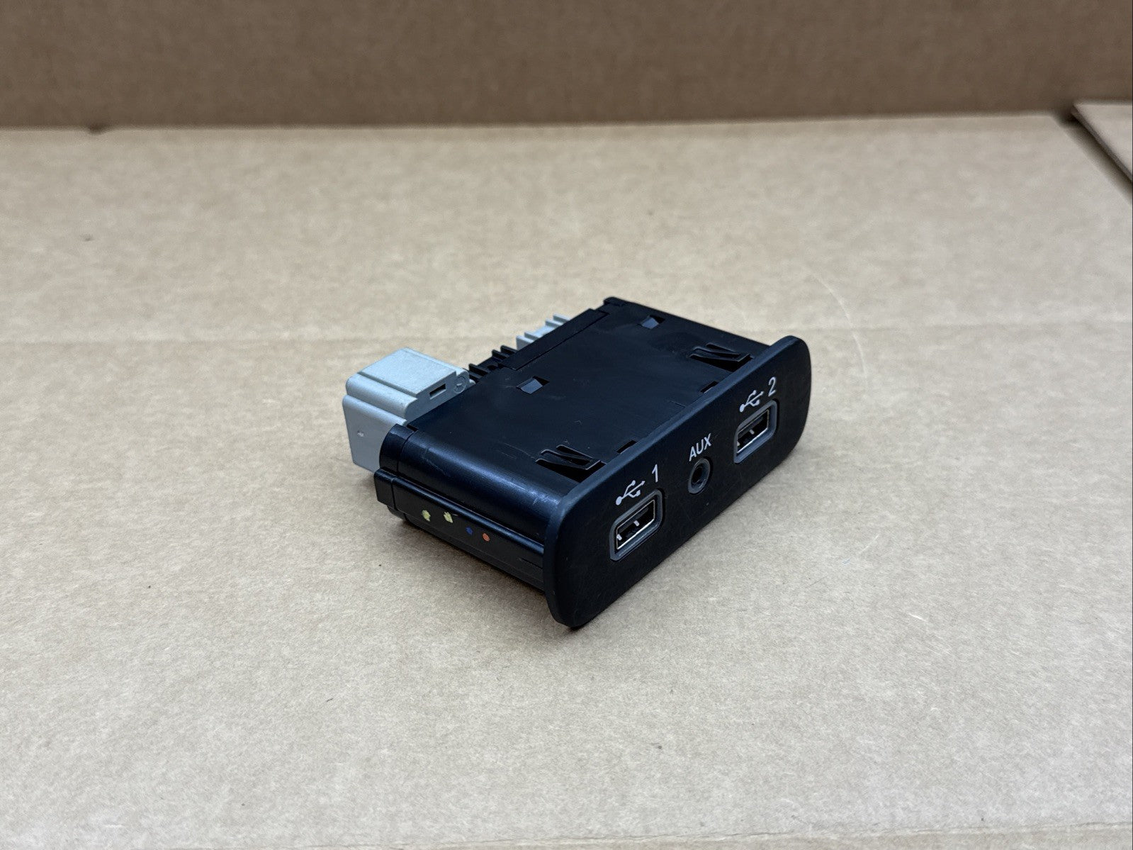 2017 2023 DODGE CHARGER CHALLENGER USB PORT CENTER CONSOLE OEM 68294075AB2