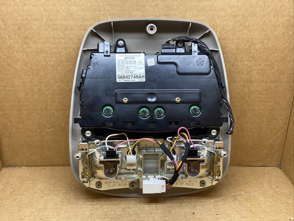 99 04 Jeep Grand Cherokee Overhead Console Interior Map Dome Light 56042749AH4