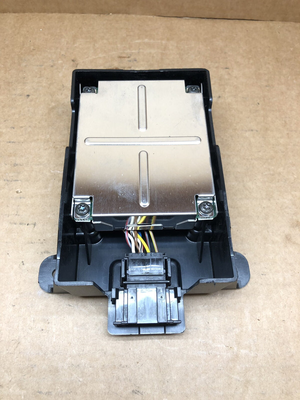 2005 2009 Audi A6 Bose Auxiliary Amplifier OEM 4F0035223B A142