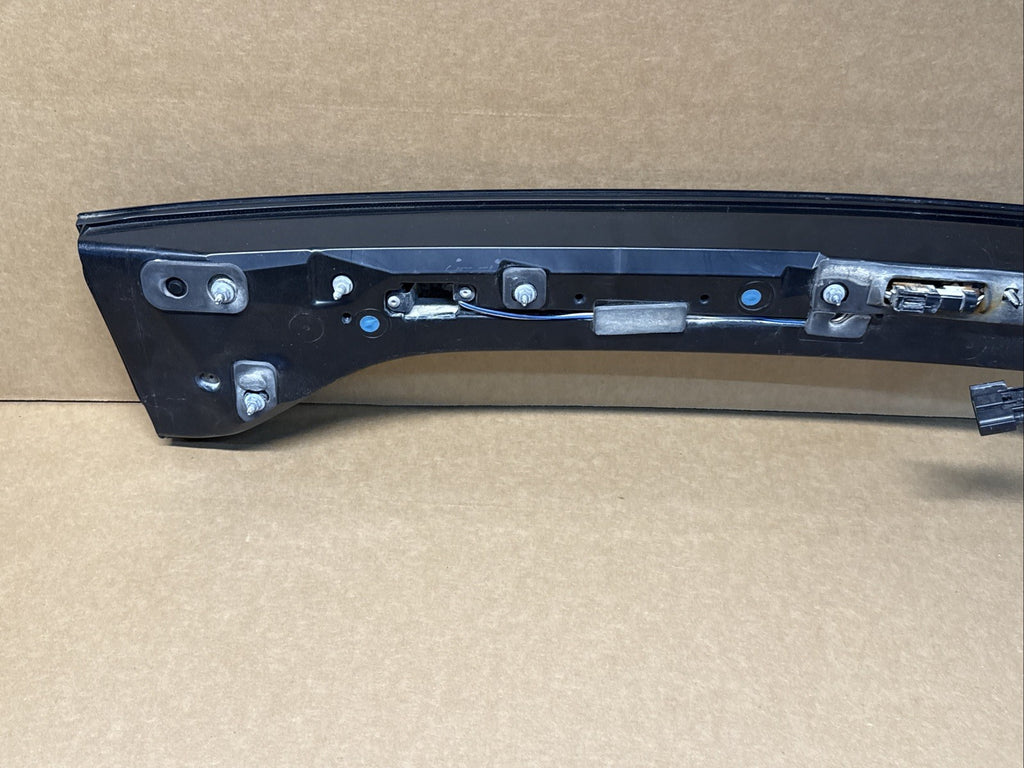 2015 2023 Dodge Charger Rear Trunk Lid Center Tail Light Taillight Panel OEM10