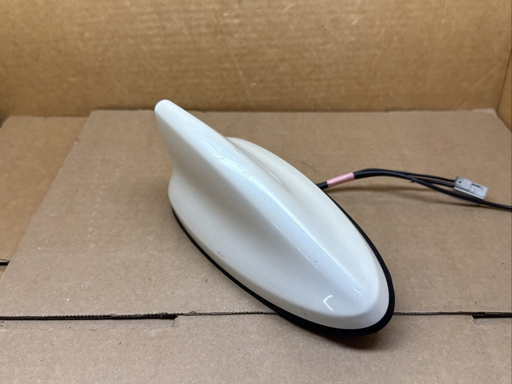 2017 2020 Nissan Rogue Radio Shark Fin Antenna White 28208 6FL1A5