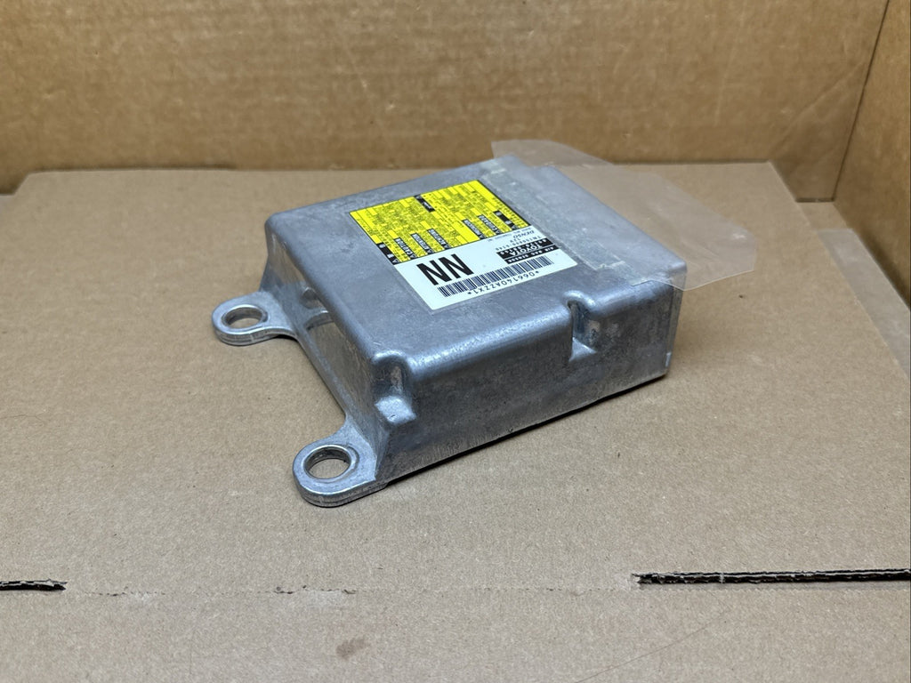 2017 Toyota Sienna Air Bag Airbag Control Module Computer 89170 081605
