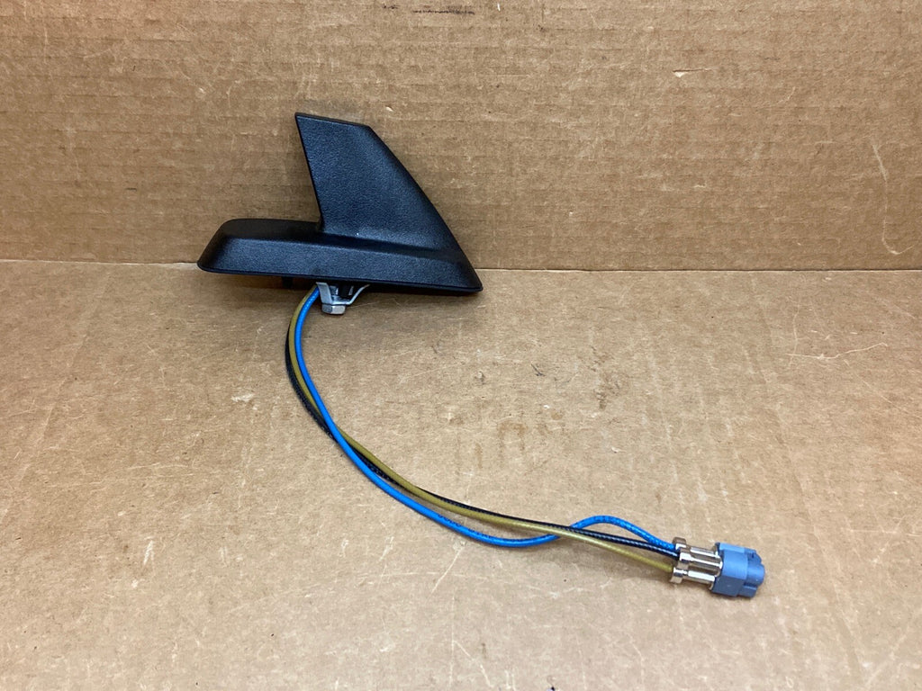 2007 2010 Silverado Suburban Tahoe Sierra Onstar Roof Antenna 158371190