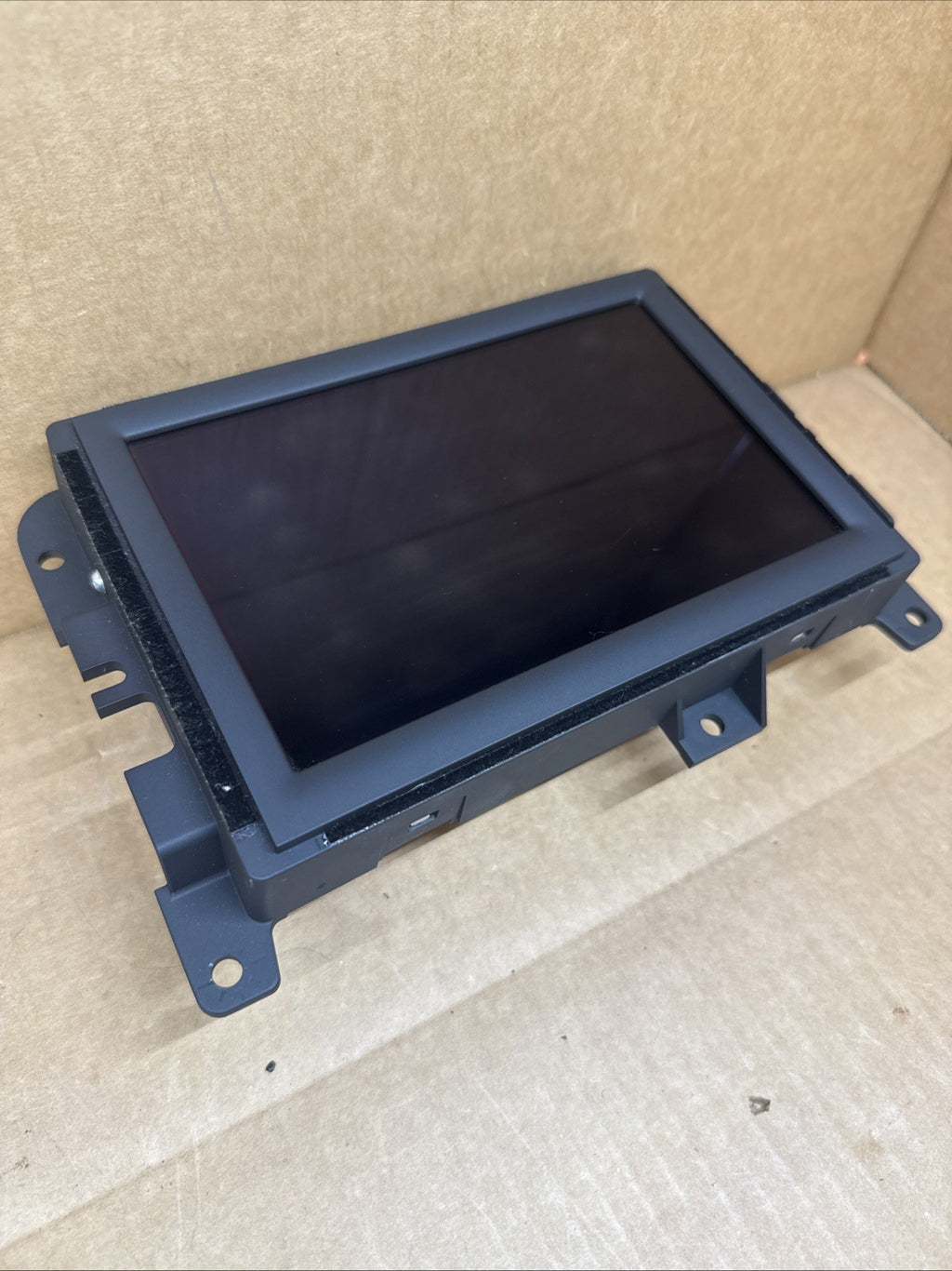2018 2020 CHRYSLER PACIFICA 7" DISPLAY SCREEN RADIO RECEIVER GPS OEM 68420248AC1
