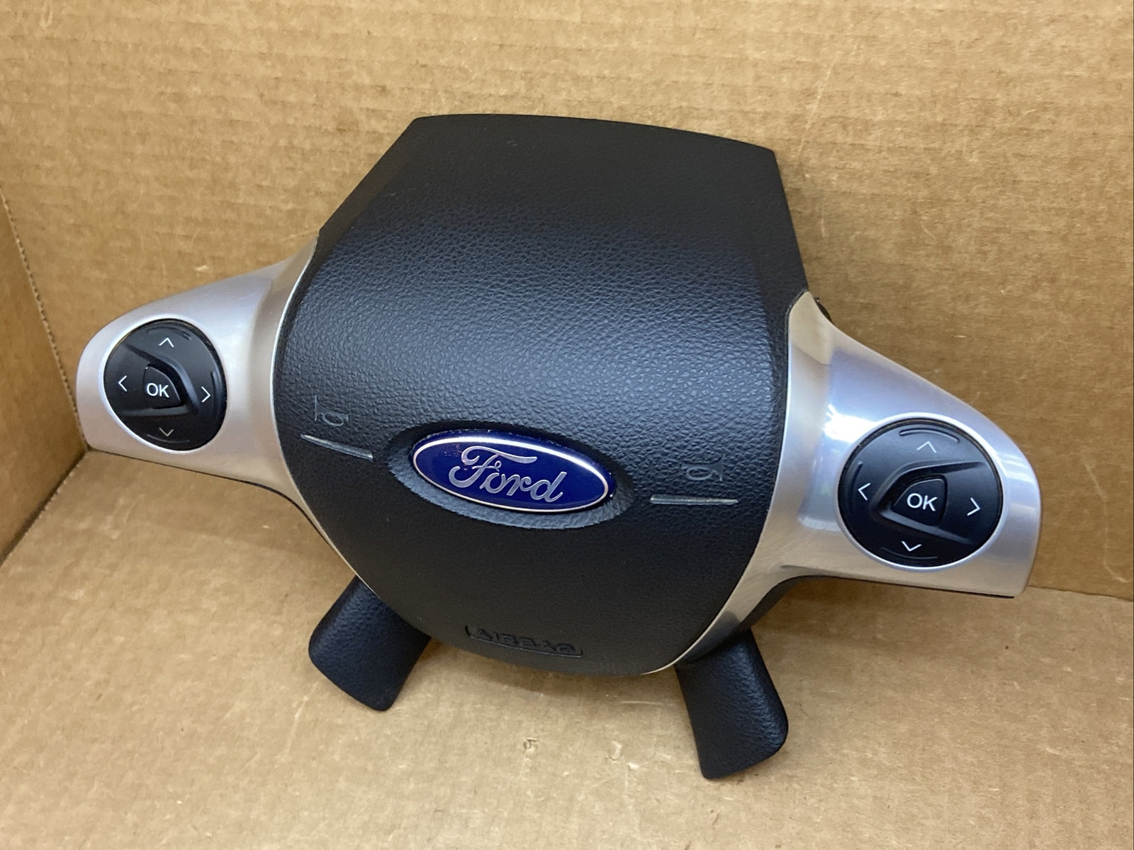 2012 2014 Ford Focus Driver Side Steering Wheel Airbag Air Bag OEM Controls3