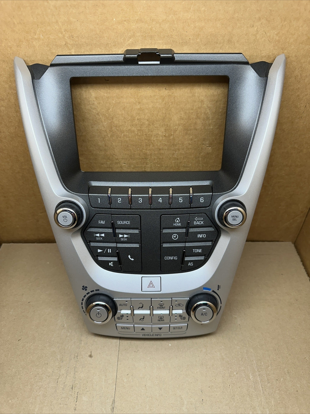 2016 2017 Chevy Equinox Terrain Radio Face Climate Control Panel Bezel 233349790