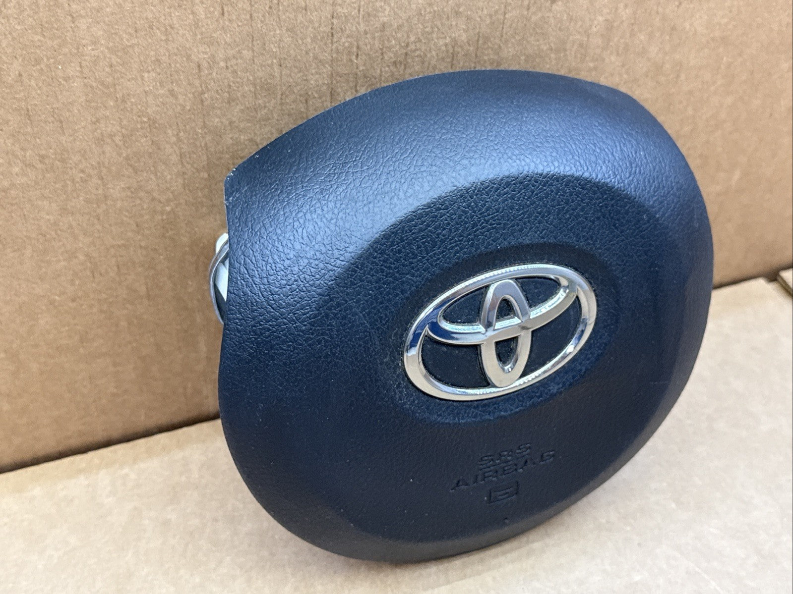 2012 2019 Toyota Yaris Front Left Driver Side Steering Wheel Air Bag Airbag4