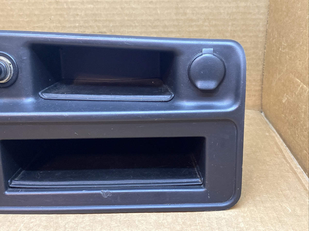 2003 2006 Silverado Sierra Tahoe Center Console Front Cubby Insert OEM 151942923