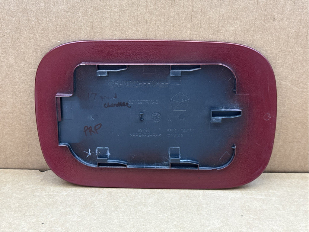 2014 2020 Jeep Grand Cherokee Fuel Gas Tank Filler Door Lid Cover OEM Red PRP6