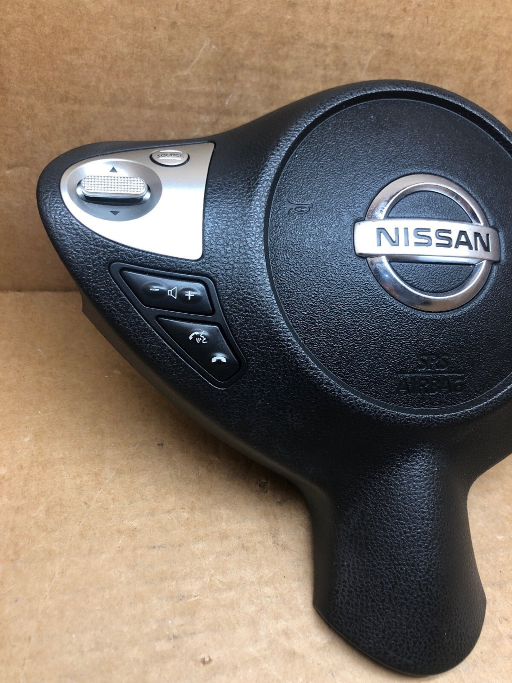 11 17 NISSAN JUKE FRONT LEFT DRIVER SIDE STEERING WHEEL AIRBAG AIR BAG1