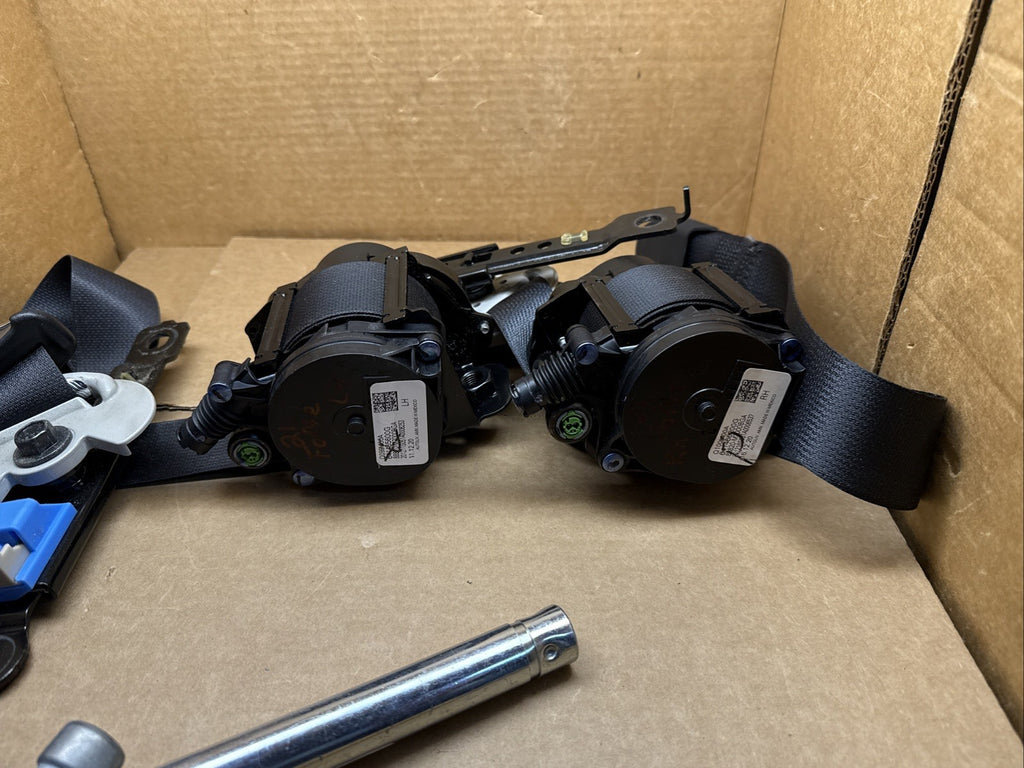 2019 2024 Kia Forte Front Driver Passenger Seat Belt Seatbelt Retractor Set Pair6