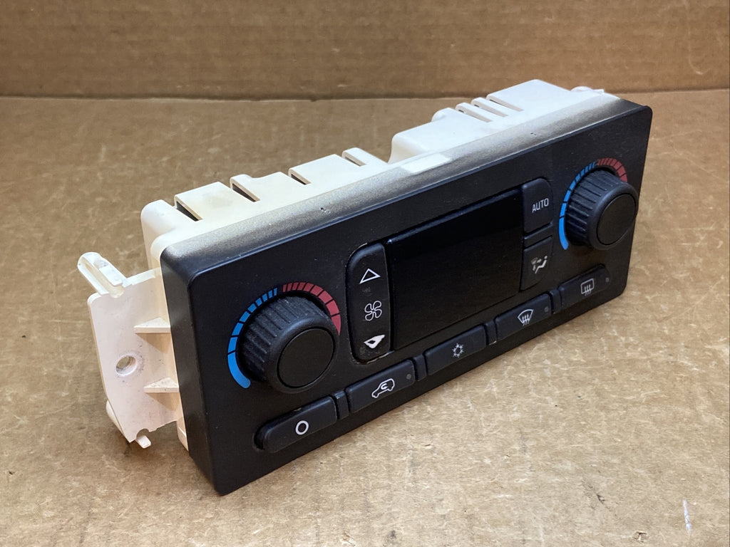 2003 2004 Tahoe Yukon Escalade Dash Digital Climate Temp Temperature Control OEM5