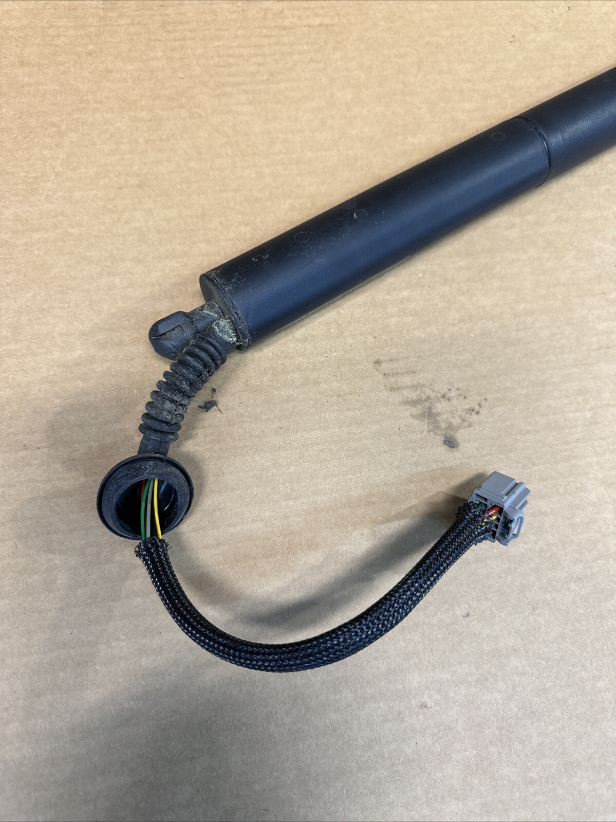 2013 2014 Jeep Grand Cherokee Lift Gate Liftgate Power Strut Motor 55399277AD6