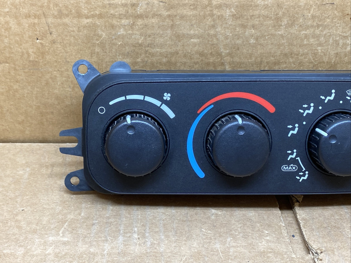 02 05 Dodge Ram Temp Temperature Climate Control Switches Dials P55056246AD1