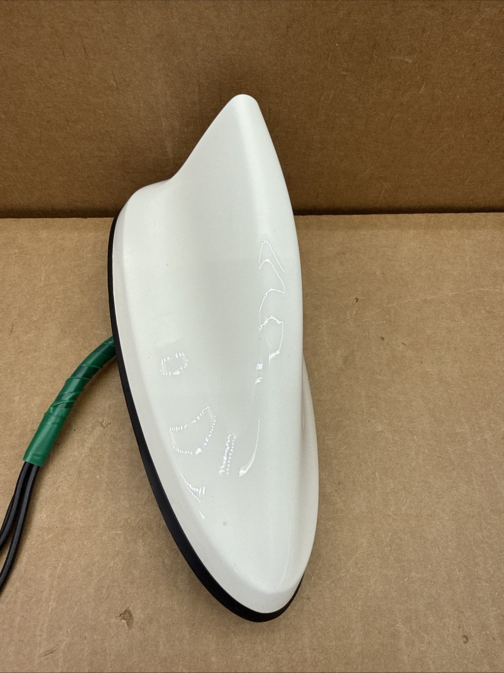 2016-2019 Nissan Rogue Murano Radio Shark Fin Antenna White 28208 6FL0A QM11