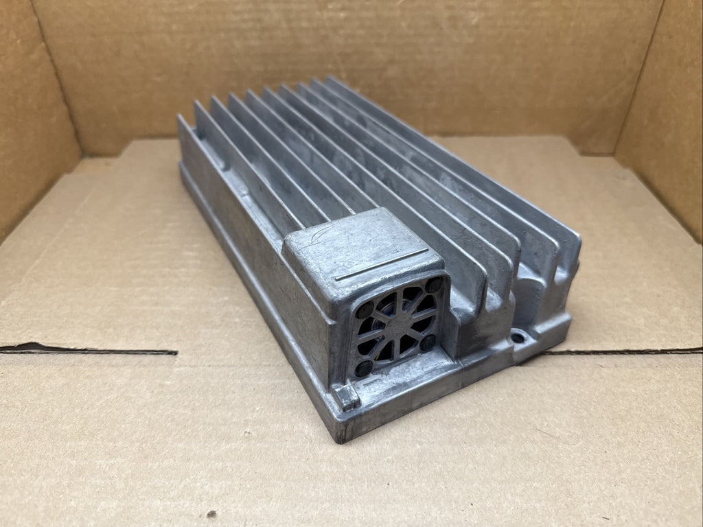 2011 2018 Audi Audio Amp Amplifier Bose 8T1 035 223 A     8T1035223A1