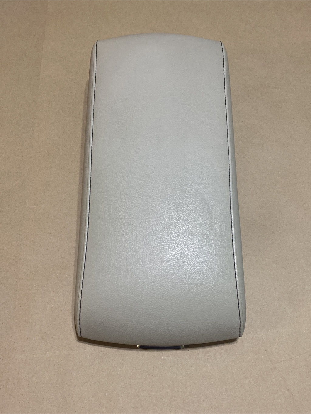 2009 2012 Ford Flex Center Console Arm Rest Armrest Storage Lid Cover OEM Stone0