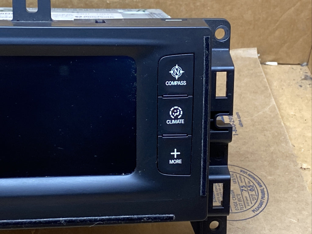 2015 2016 Chrysler 200 5" Radio Display Info Screen VP2 P68226693AC W/ VIN3