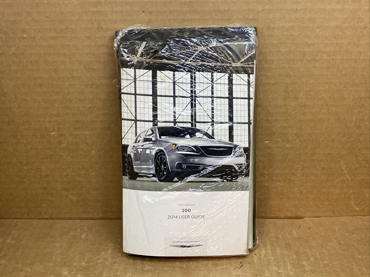 2014 14 Chrysler 200 Owner's Owners Owner Manual Book Guide Set Case OEM0
