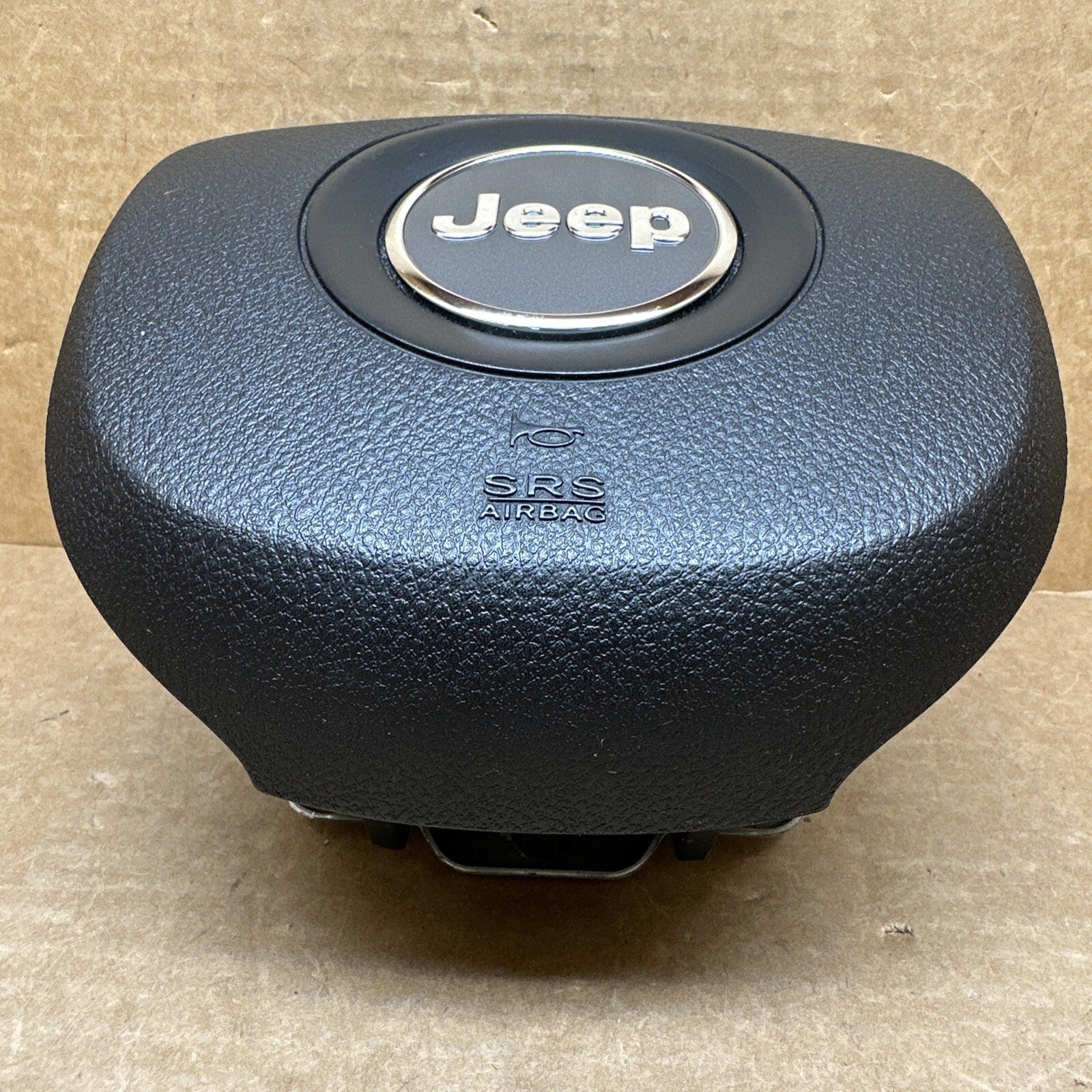 2014 2015 Grand Cherokee Front Left Driver Side Steering Wheel Air Bag Airbag3