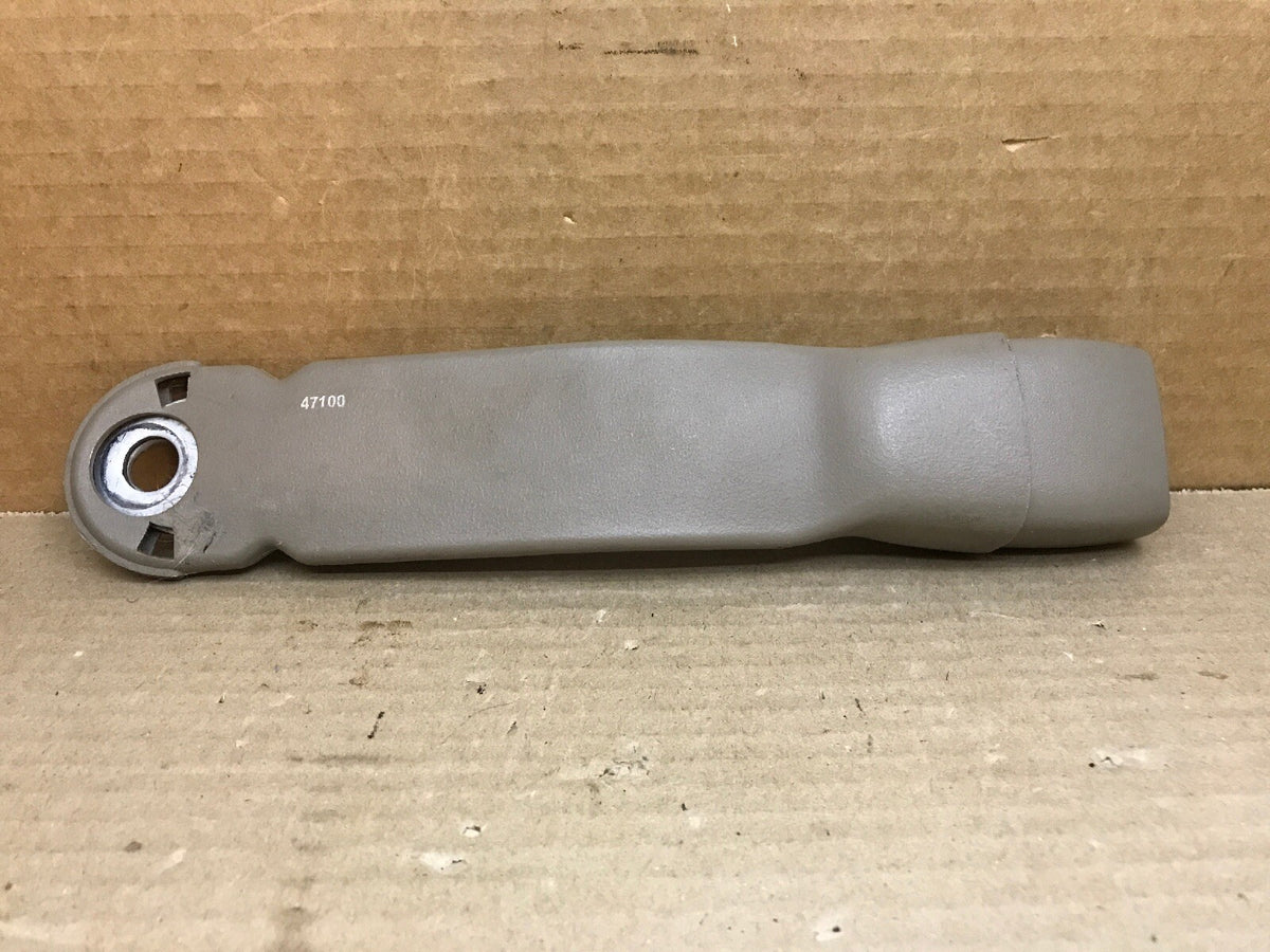 99 02 GM Silverado Tahoe Suburban Sierra Front Seat Belt Seatbelt Buckle 521 52D2