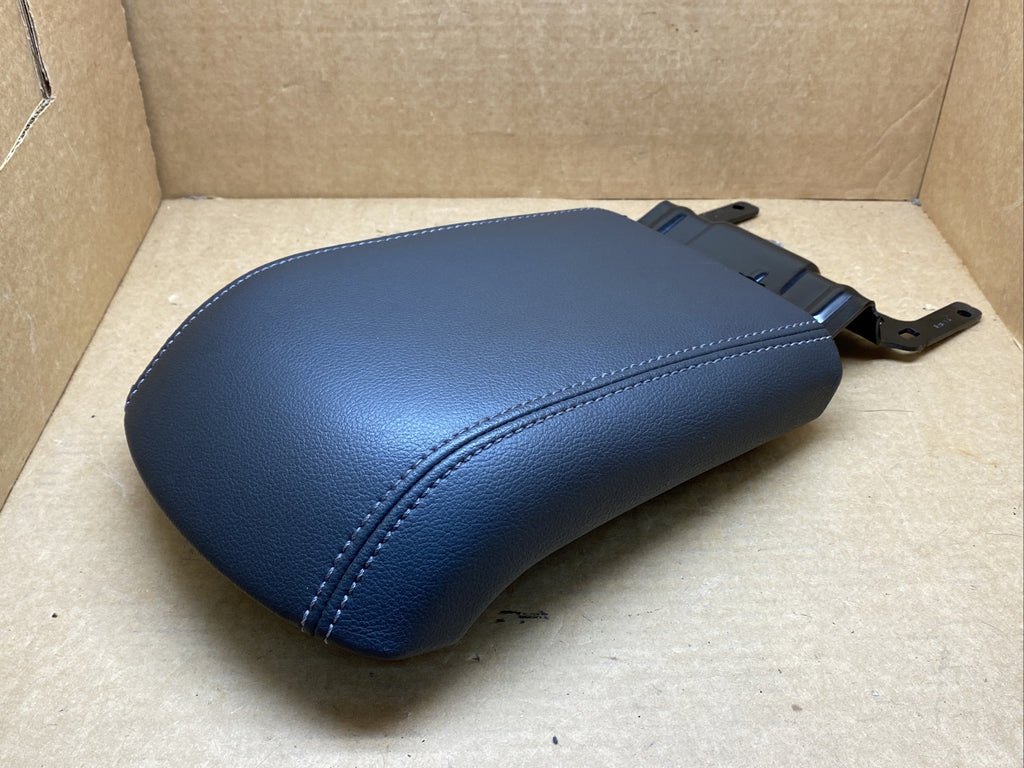 13 16 Ford Escape C Max Black Leather Arm Rest Armrest Center Console Lid OEM3
