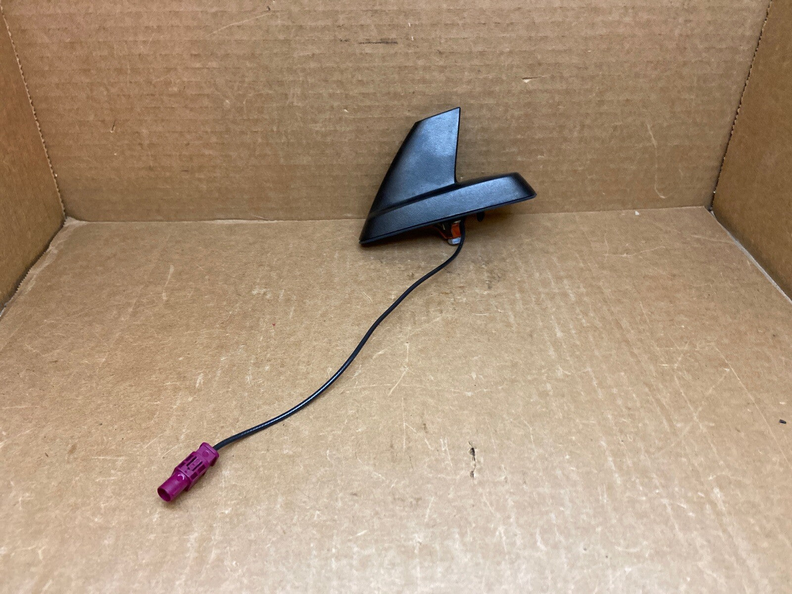 2007 2010 Silverado Suburban Tahoe Sierra Onstar Roof Antenna 158371190