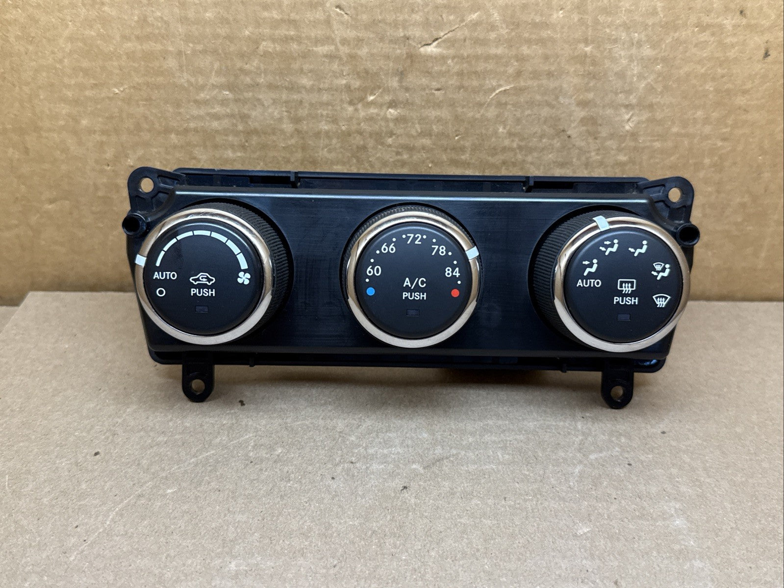 2011–2014 Dodge Challenger Climate Temp Temperature Controls Dials 55111463AD1