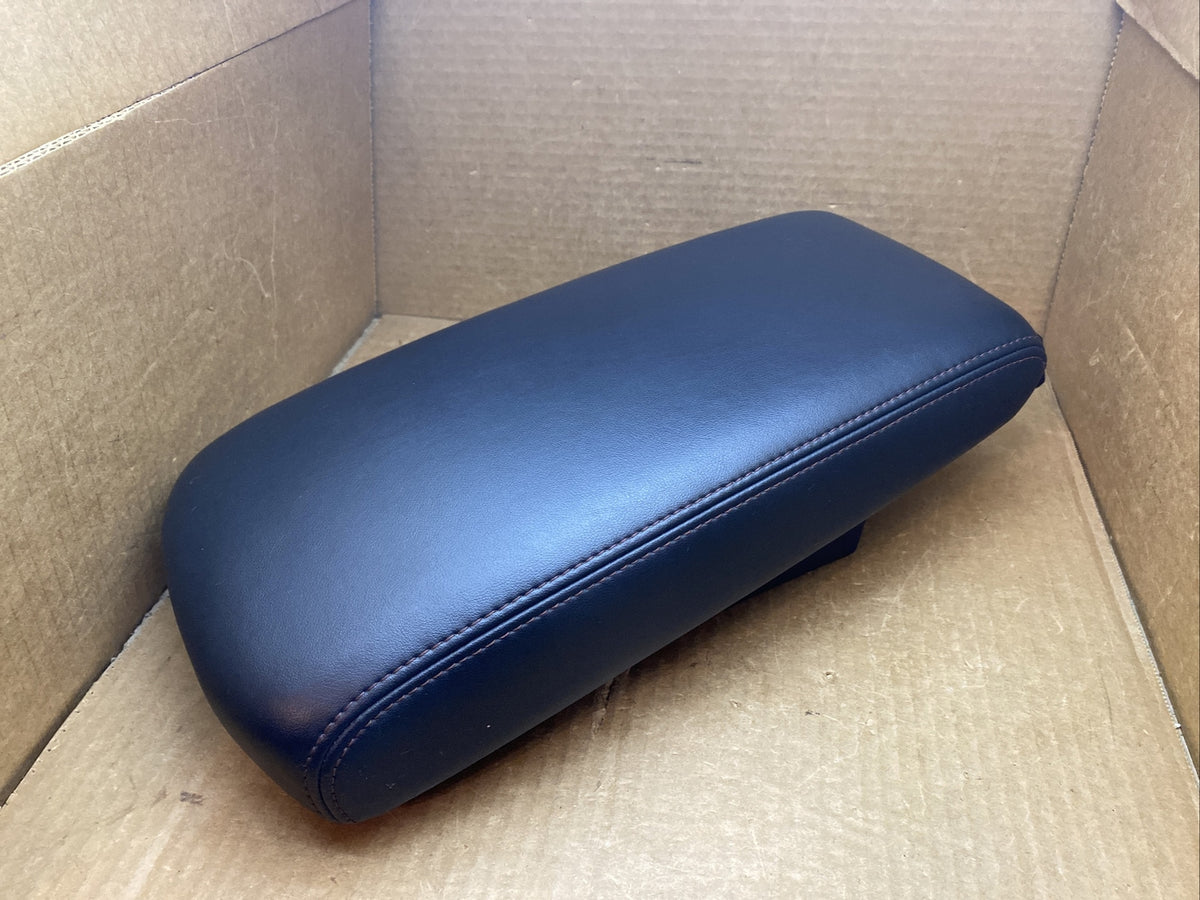 2009 2014 Nissan Maxima Center Console Lid Cover Top Arm Rest Armrest Black2