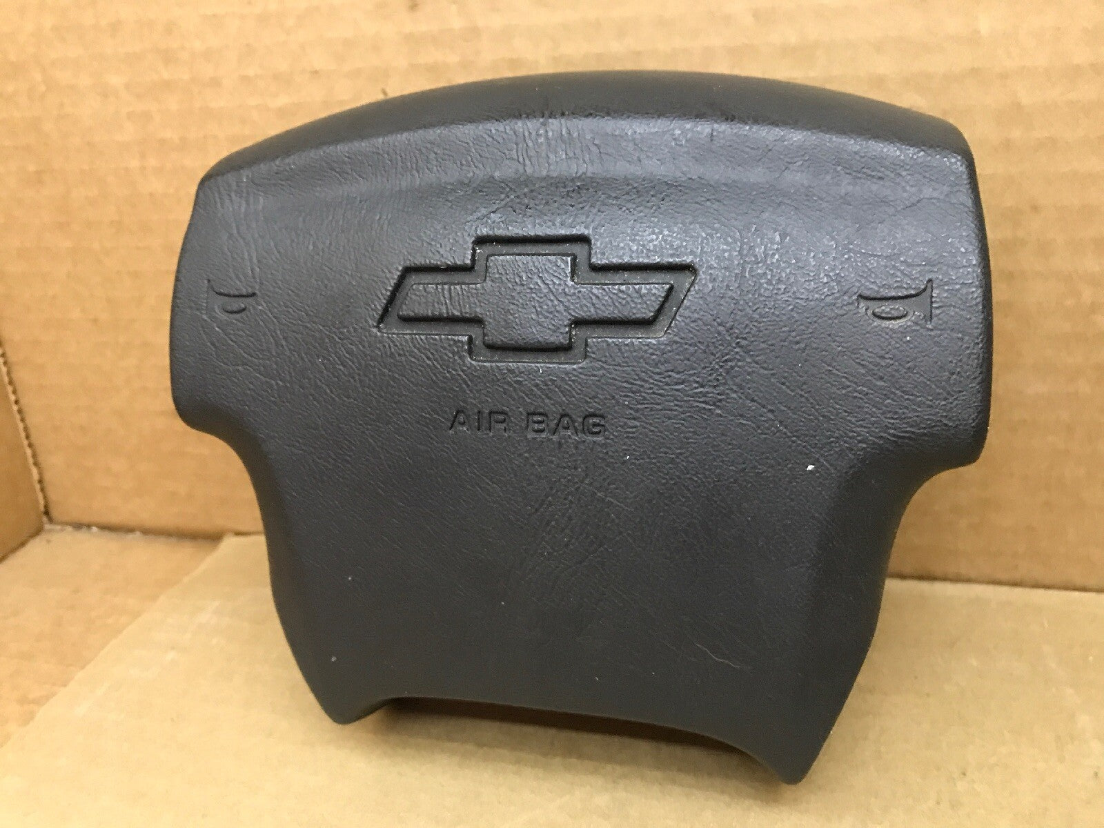 2002 2003 Chevy Trailblazer Driver Front Left Side Steering Wheel Airbag Air Bag3