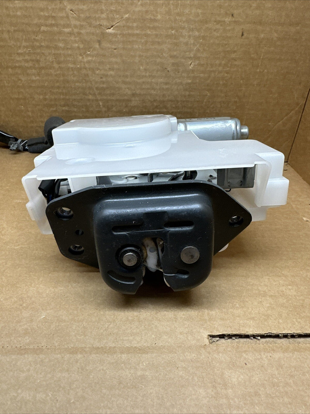 2011 2017 NISSAN QUEST REAR TAILGATE HATCH POWER LOCK LATCH ACTUATOR OEM4