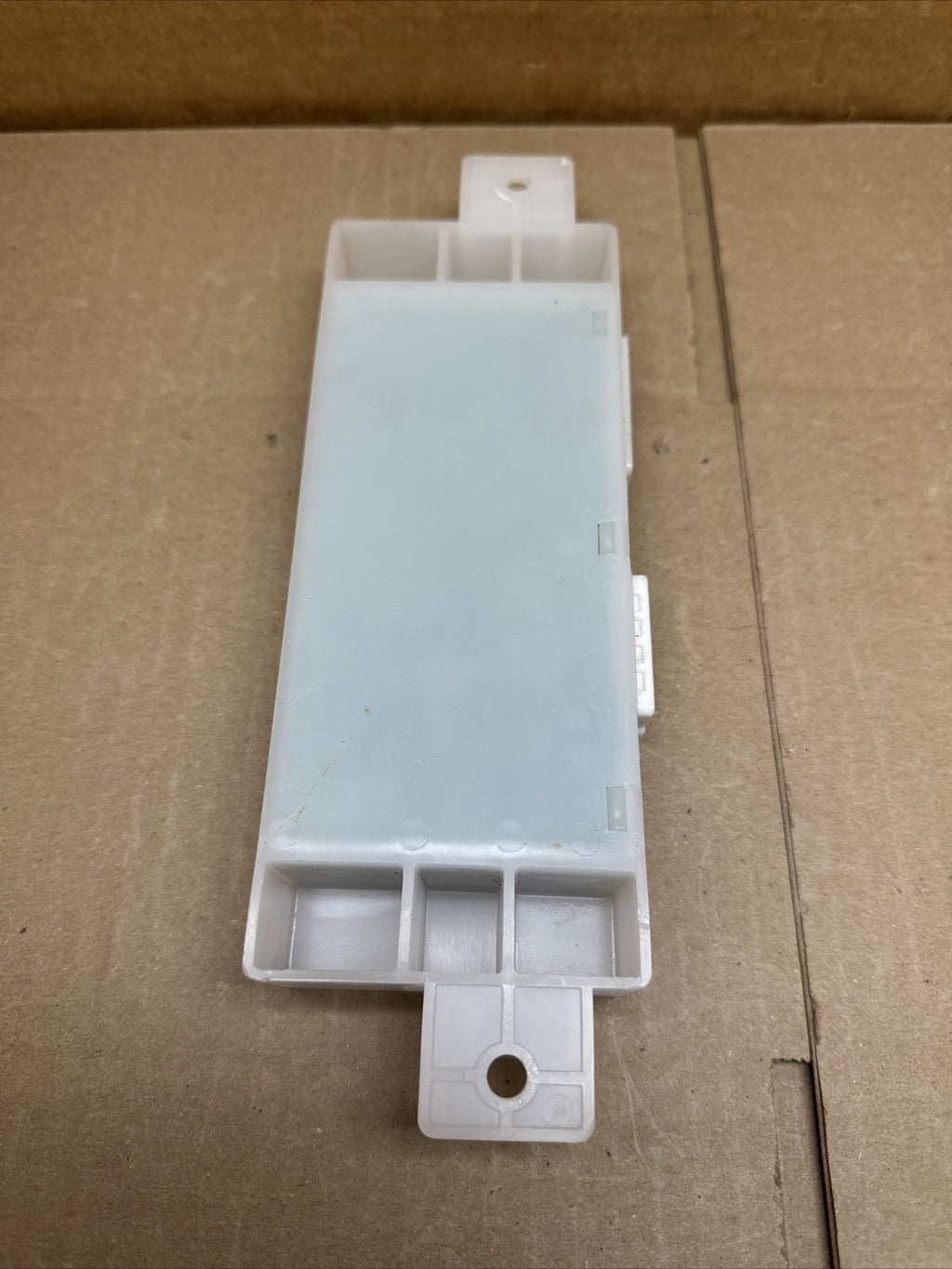 2013 2016 Nissan Pathfinder Front Driver Power Seat Control Module 28565 3JA0C3