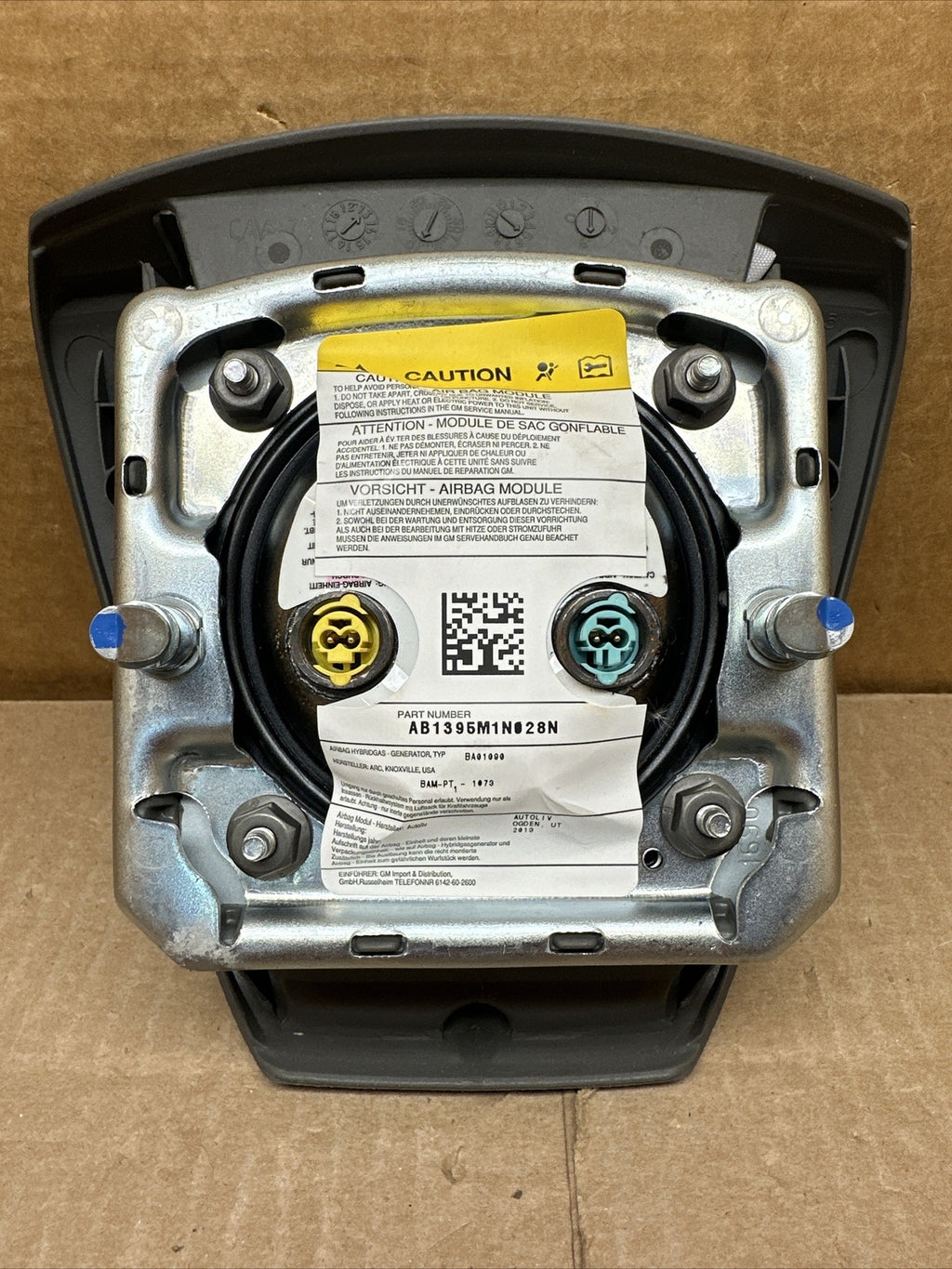 GMC Sierra Yukon XL LEFT DRIVER SIDE STEERING WHEEL AIRBAG GRAY4