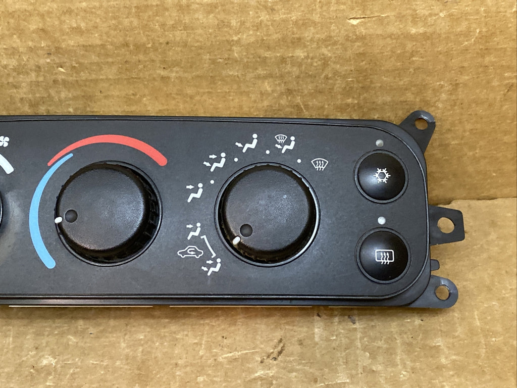 02 05 Dodge Ram Temp Temperature Climate Control Switches Dials P55056321AD3