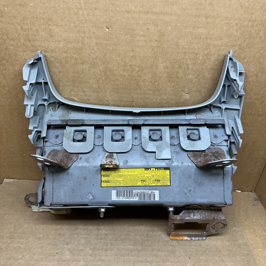 2010 2015 TOYOTA PRIUS LEFT SIDE DRIVER KNEE LOWER AIRBAG AIR BAG LIGHT GRAY4
