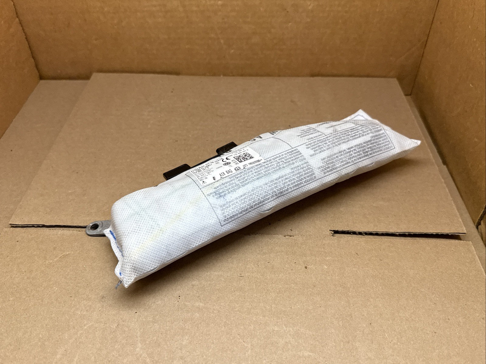 2020 Volkswagen VW Jetta Right Passenger Side Seat Air Bag Airbag 17A.880.242.D3