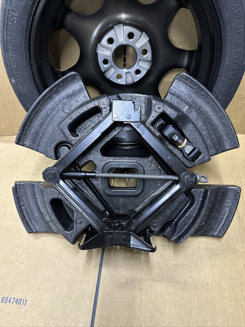 2010 2016 CADILLAC SRX OEM SPARE WHEEL AND TIRE JACK KIT DONUT COMPACT SPARE1