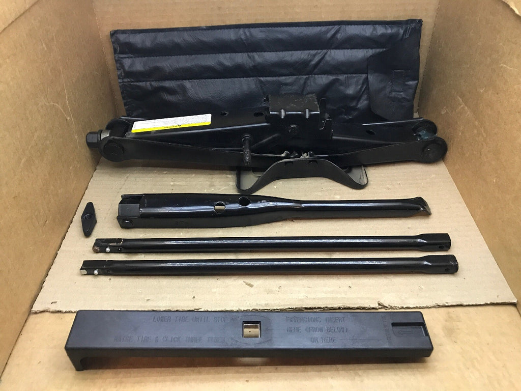 01 07 Town Country Grand Caravan Spare Tire Jack Tool Kit Lug Wrench 04860610AB0